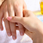 masaje-manos-hidratante-aceite-unas-manicura-hands-massage-nails-manicure